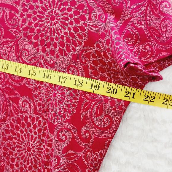 T-Shirt Red White Paisley Floral Pima Cotton Boho Bloomcore Cozy Casual Size XL - Picture 3 of 12